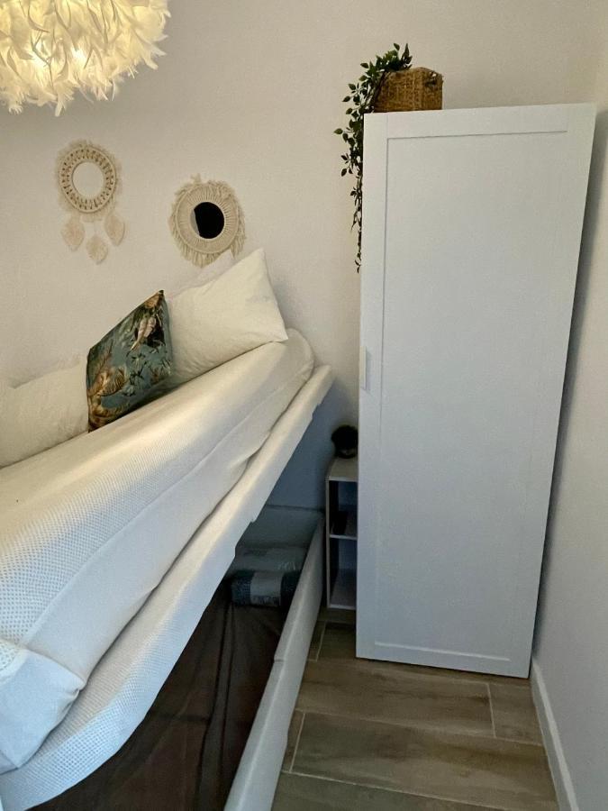 Apartamento Vistas Al Mar Aire Acondicionado Wifi Empuriabrava Eksteriør billede