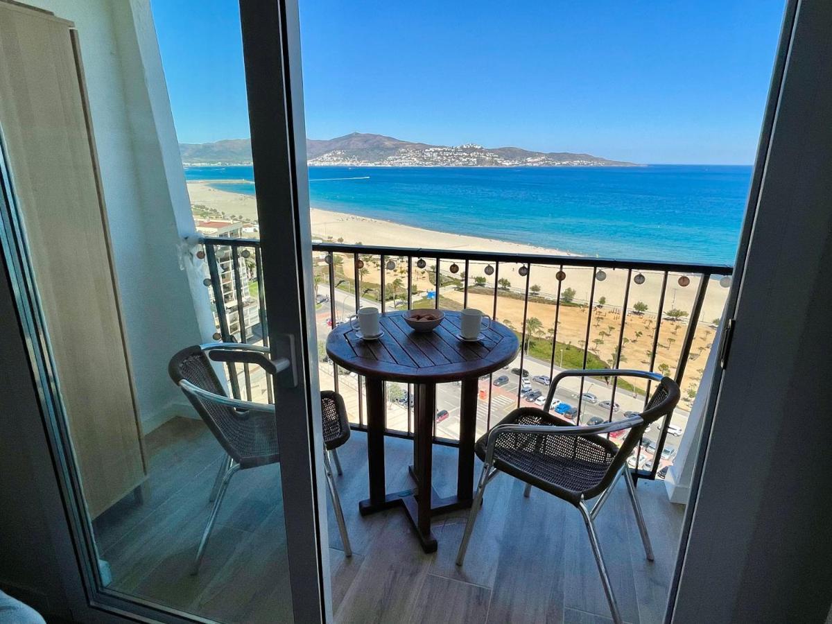 Apartamento Vistas Al Mar Aire Acondicionado Wifi Empuriabrava Eksteriør billede